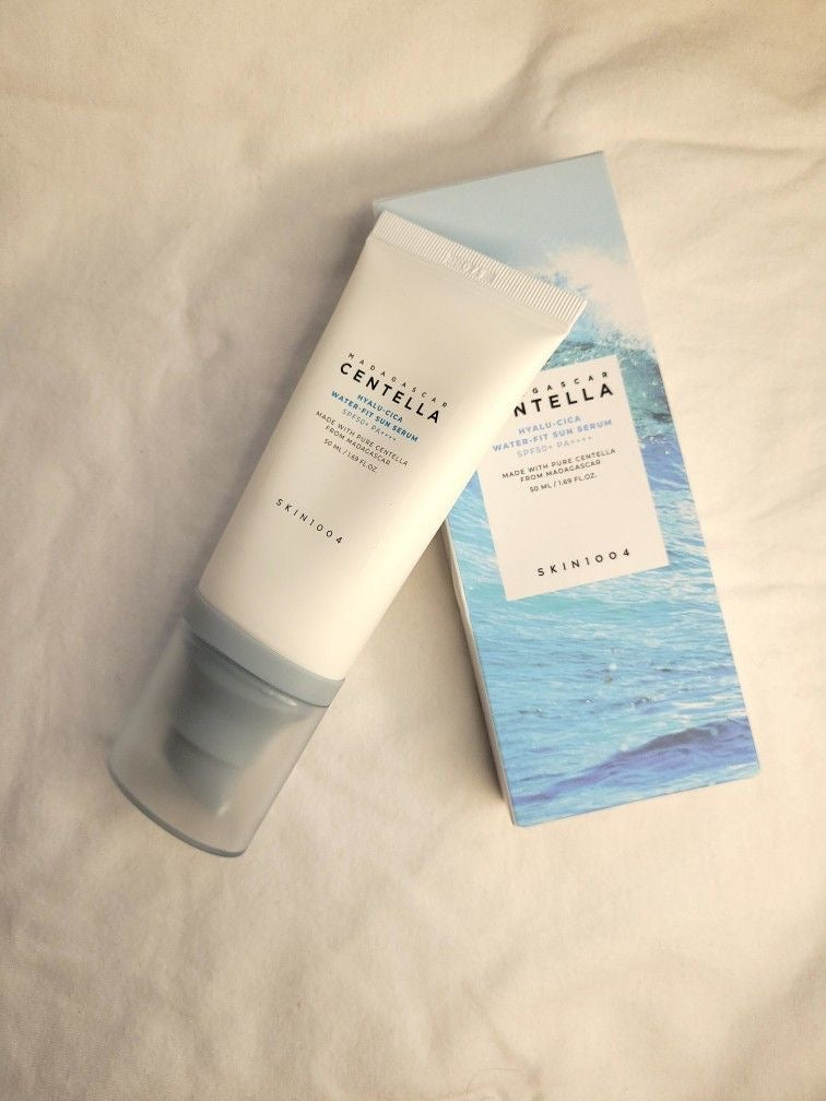 SKIN1004
Madagascar Centella Hyalu-Cica Water-Fit Sun Serum SPF50+ PA++++